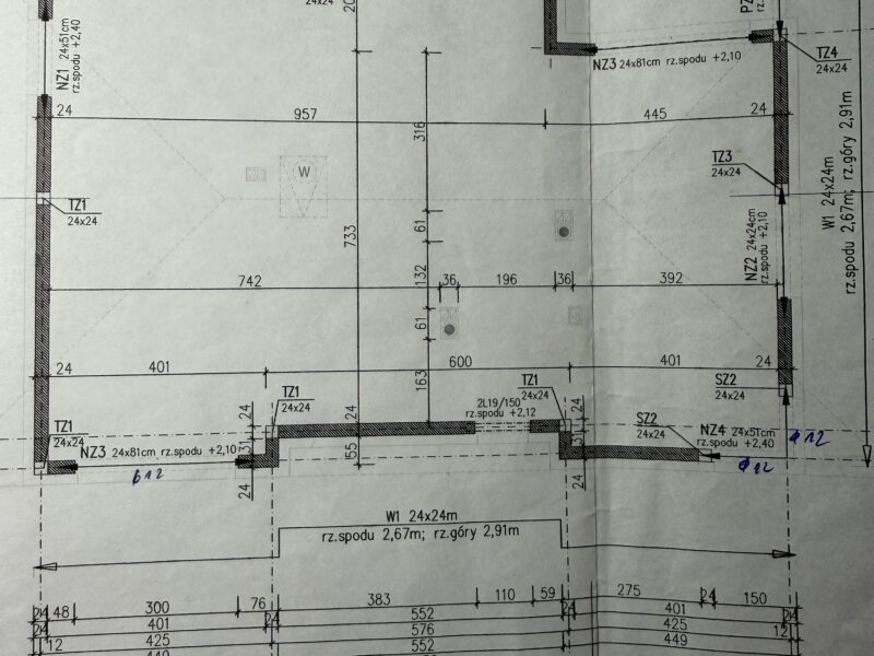 Działka budowlana wraz z powstającym domem jednorodzinnym w okolicy Świdwina